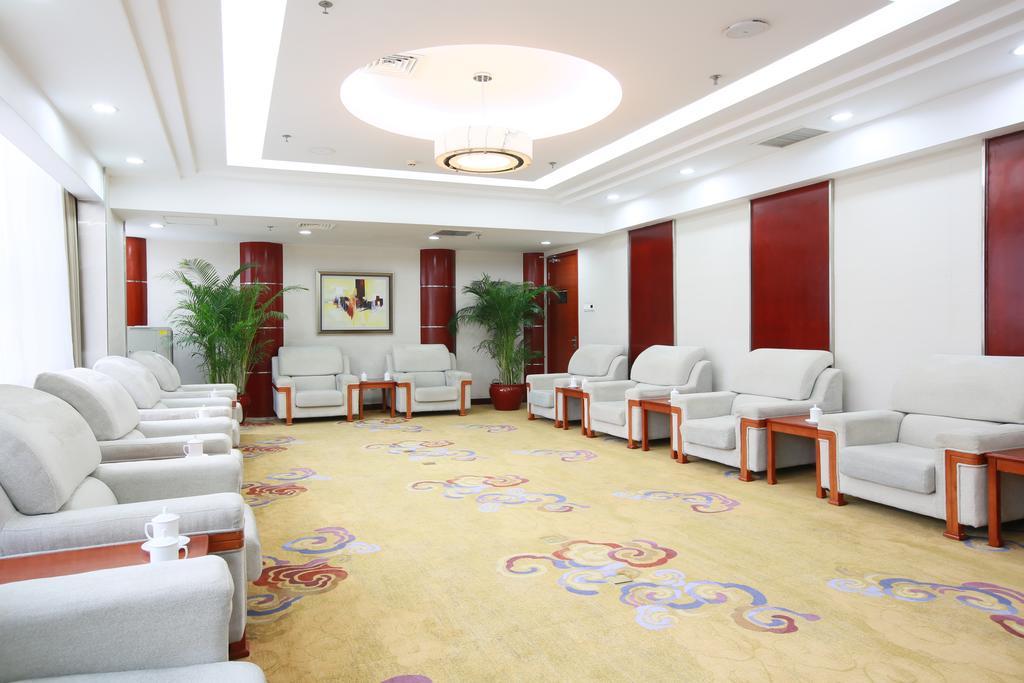 Beijing Jingyi Hotel Экстерьер фото