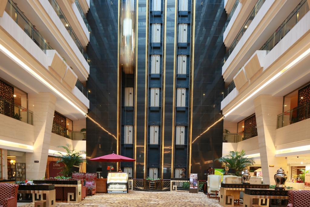 Beijing Jingyi Hotel Экстерьер фото